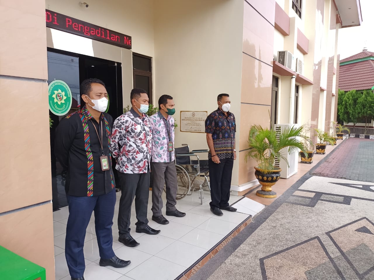 0cf1547c 3cfa 4250 b3f3 82d904b4c7cd